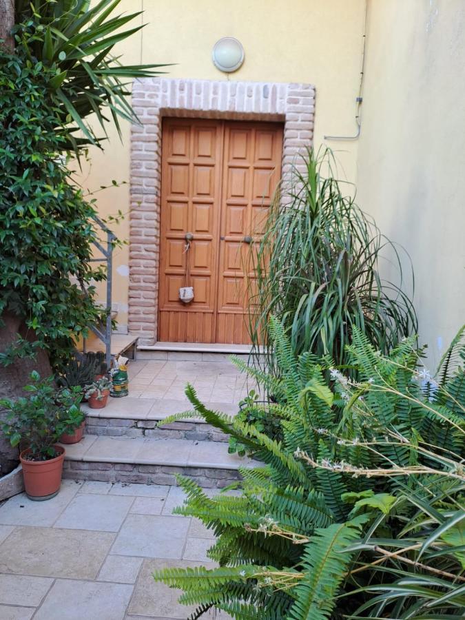 Ferienwohnung La Casa Del Sole Sava Exterior foto